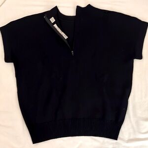 St. John Short Sleeve Sweater Never Worn. New Condition.